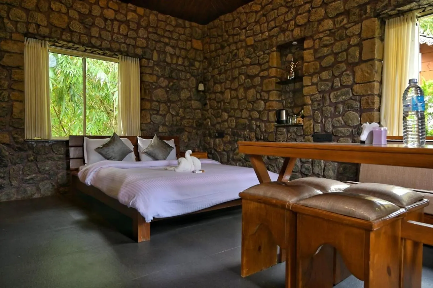 Stone House Ville Munnar Villa